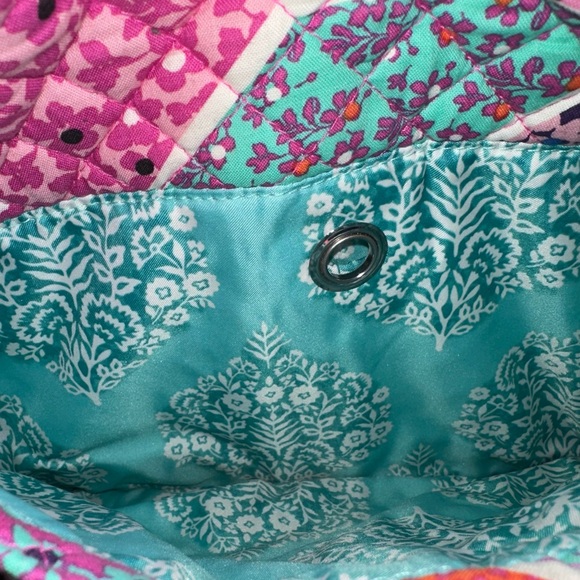 Vera Bradley Carson Shoulder Bag EUC. Modern Medley Pattern - Picture 5 of 7